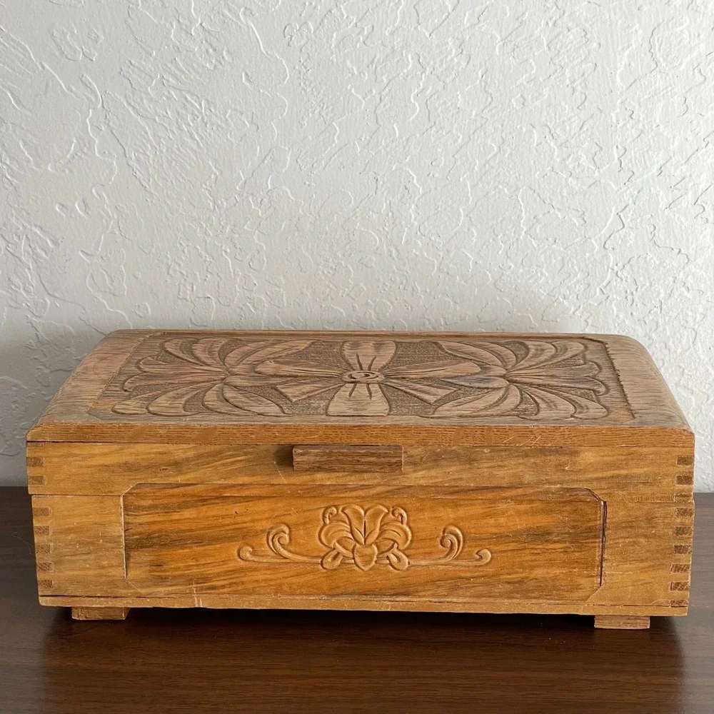 Vintage Hand Carved Engraved Wooden‎ Box Gold Lining Jewelry Trinket Mirror 11x6